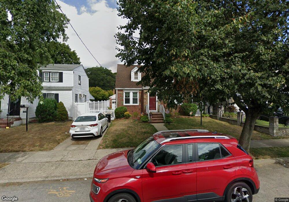 14 Lehman Rd, West Hempstead, NY 11552 - photo 1