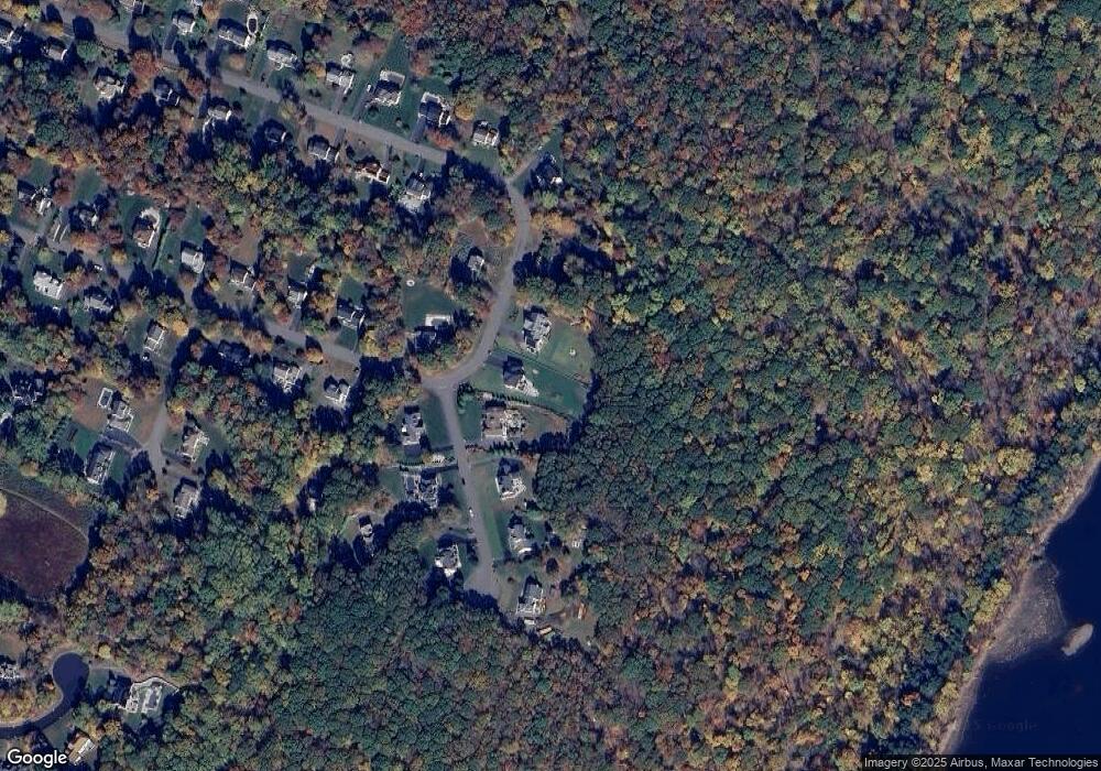 55 Coachlight Cir, Prospect, CT 06712 - photo 1