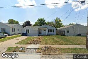 2449 W 13th St, Davenport, IA 52804