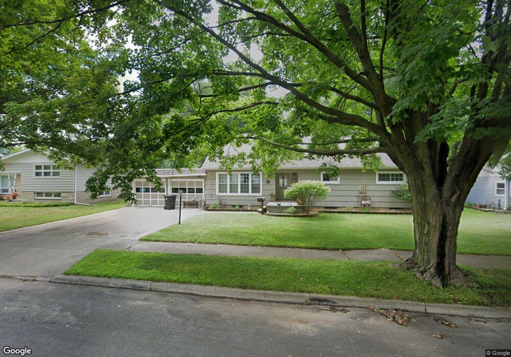 3213 16th St, Menominee, MI 49858 - photo 1