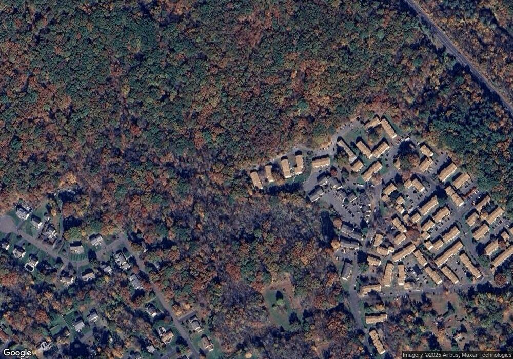 45 Coach Cir unit 1, Naugatuck, CT 06770 - photo 1