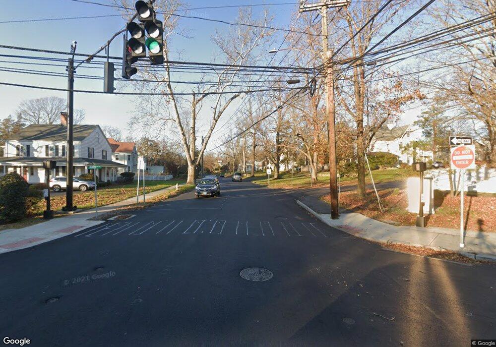 220 Kings Hwy N, Darien, CT 06820 - photo 1