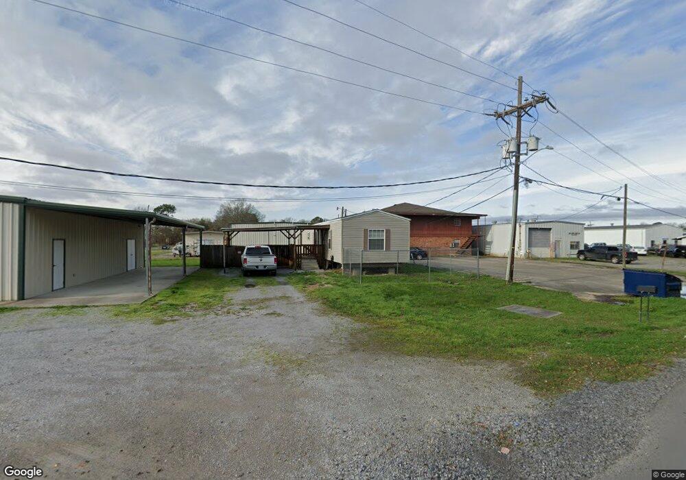 1114 20 Arpent Rd, New Iberia, LA 70560 - photo 1