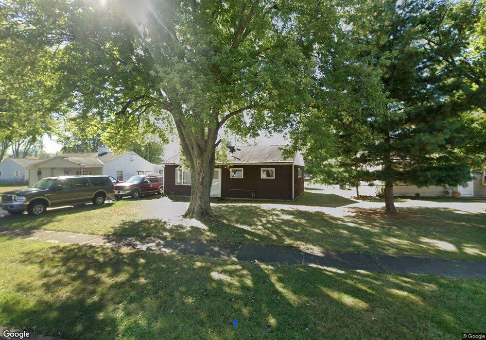 2908 Riverview Ln, Lorain, OH 44055 - photo 1