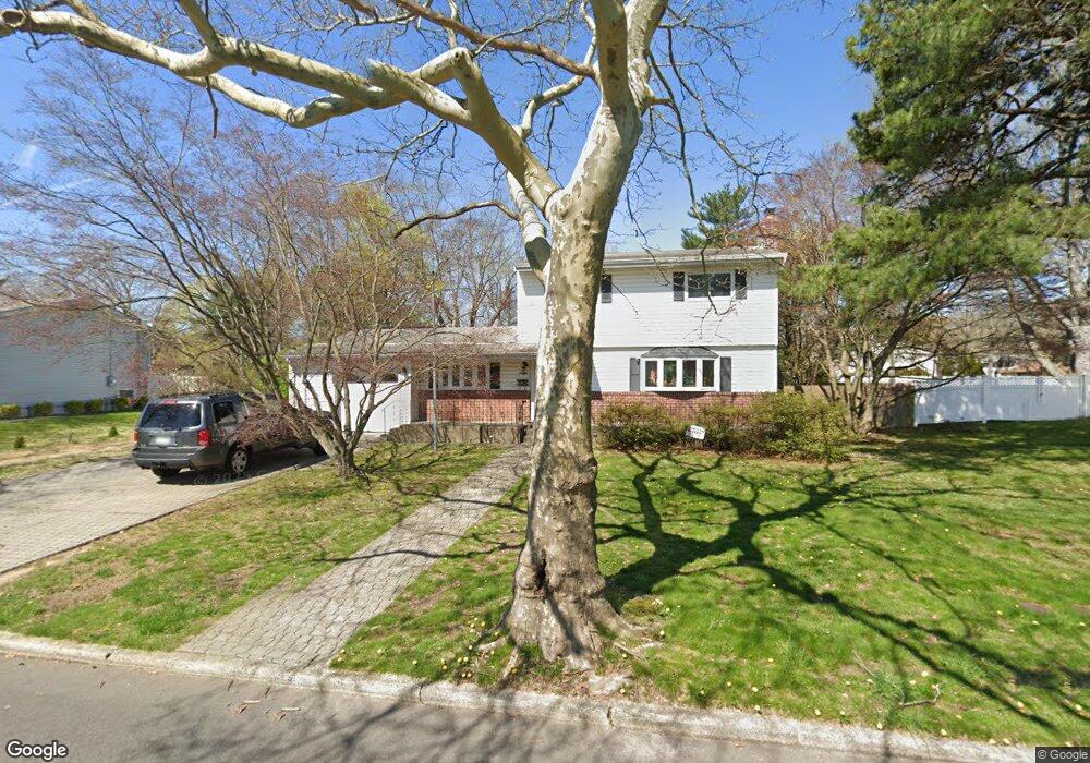 1031 Commack Rd, Dix Hills, NY 11746 - photo 1