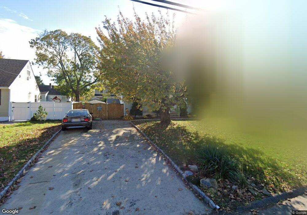 99 Tunison Rd, New Brunswick, NJ 08901 - photo 1