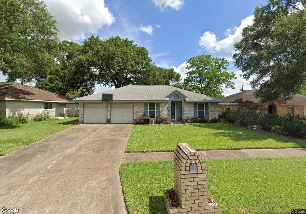5826 Par Four Dr, Houston, TX 77088 - photo 1