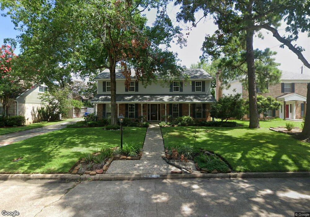 13610 Kingsride Ln, Houston, TX 77079 - photo 1