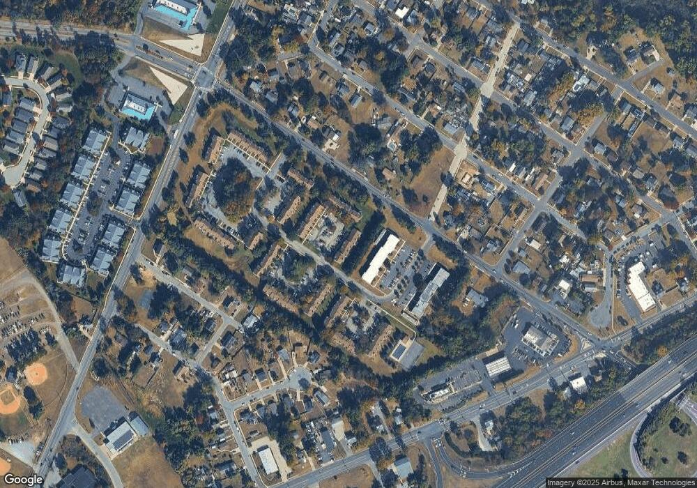 189 Douglas Ct, West Deptford, NJ 08086 - photo 1