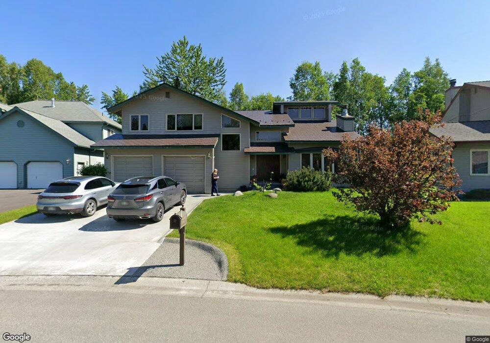 2121 Yorkshire Ln, Anchorage, AK 99504 - photo 1