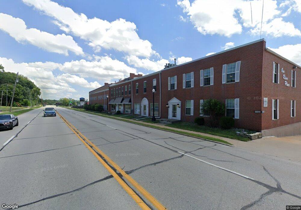 1225 E River Dr unit 302, Davenport, IA 52803 - photo 1