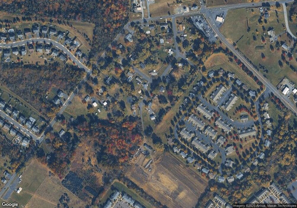 39 Roberta Ln, Royersford, PA 19468 - photo 1