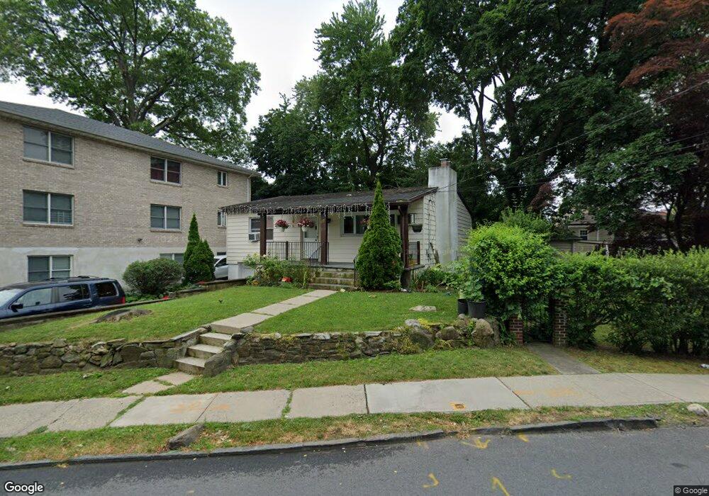 1027 Mile Square Rd, Yonkers, NY 10704 - photo 1