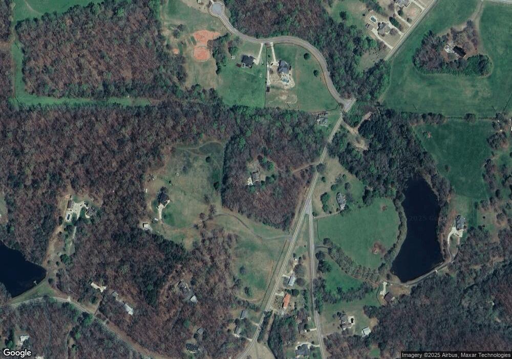 5611 Britt Whitmire Rd, Gainesville, GA 30506 - photo 1