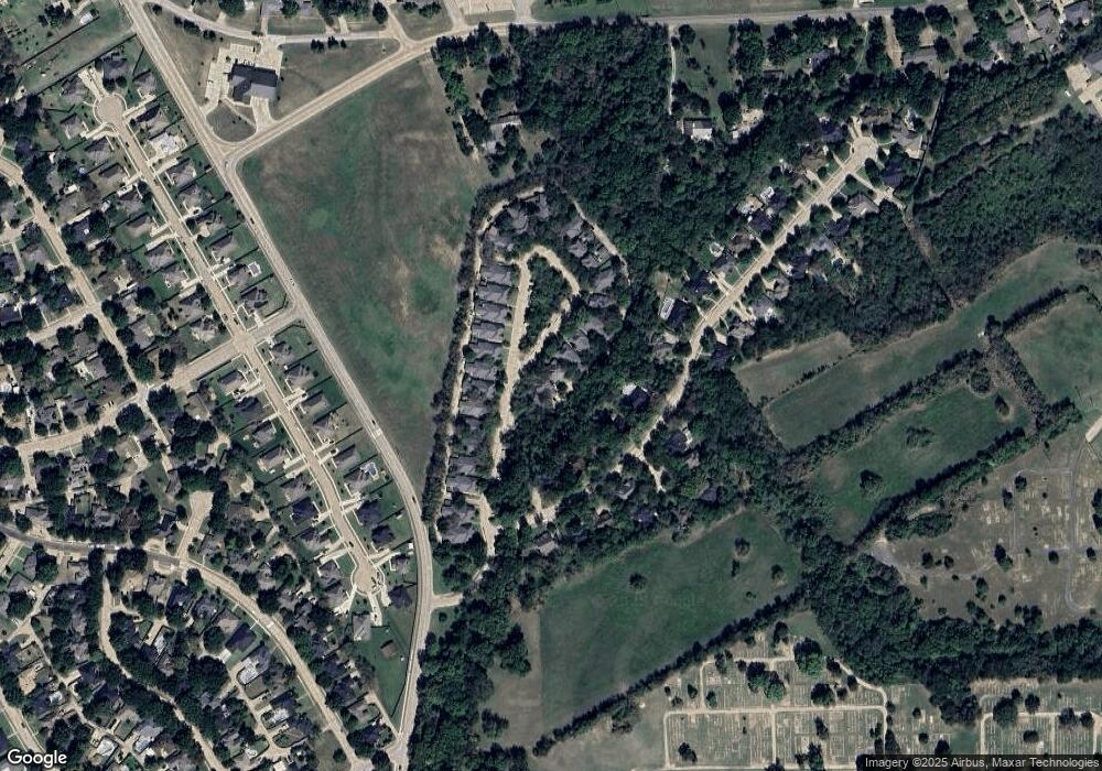 914 Oak Creek Ct, Ennis, TX 75119 - photo 1