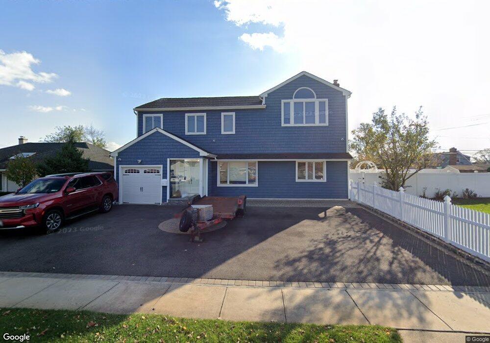 490 Abbey Rd, Oceanside, NY 11572 - photo 1