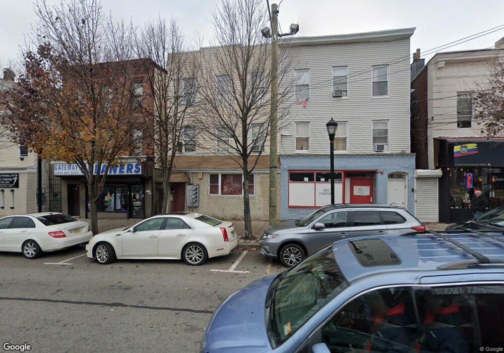 1009 New York Ave, Union City, NJ 07087 - photo 1