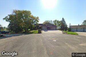 1104 Circle Dr, Flandreau, SD 57028