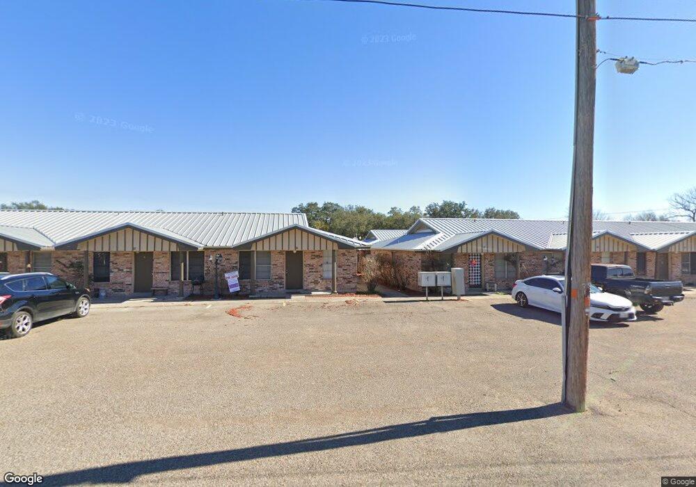 1400 N Saint Marys St, Beeville, TX 78102 - photo 1