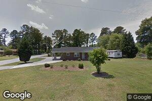 208 E Pitt St, MacClesfield, NC 27852
