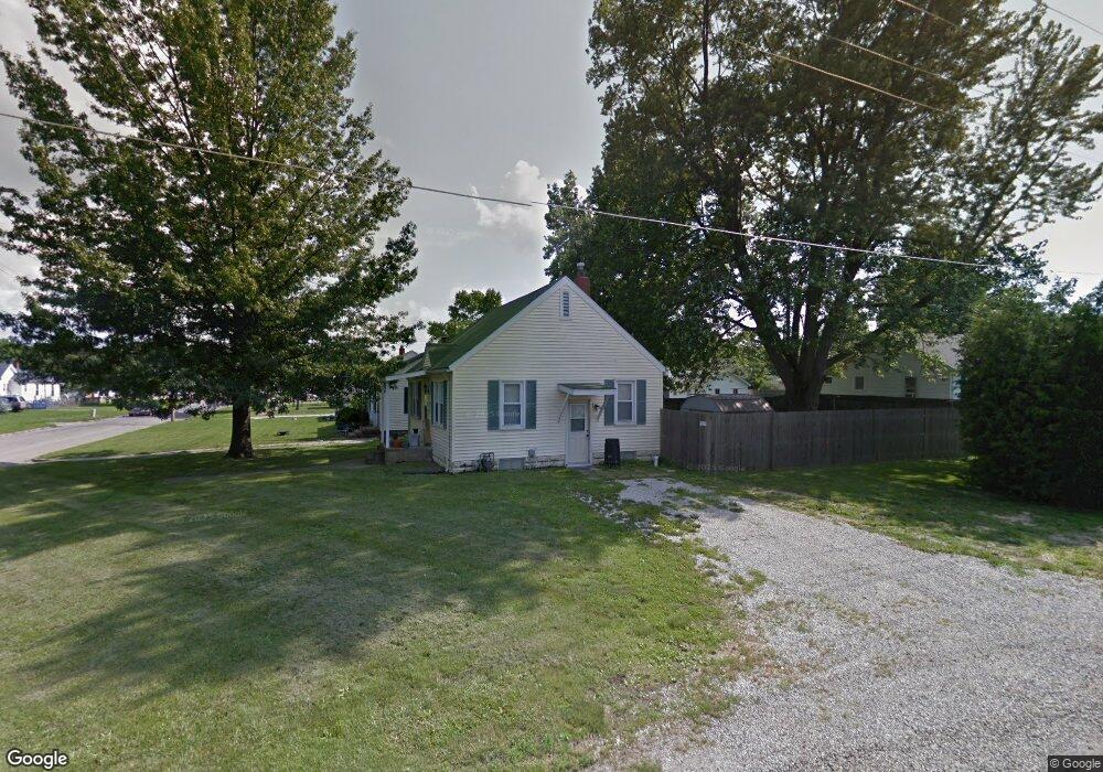 721 N 12th St, Mattoon, IL 61938 - photo 1