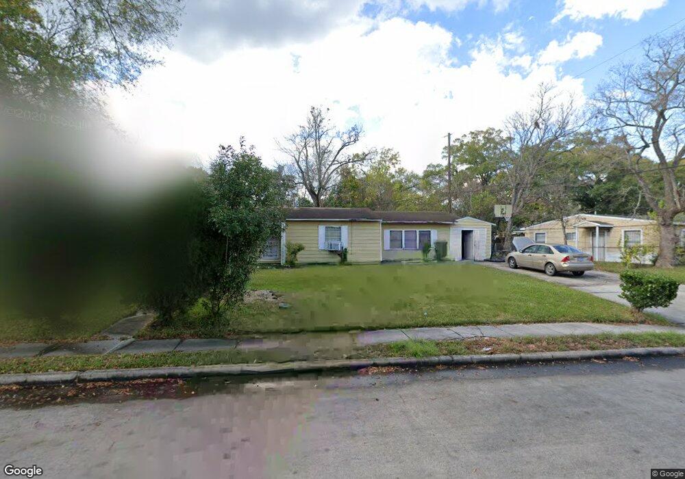 6110 Beekman Rd, Houston, TX 77021 - photo 1
