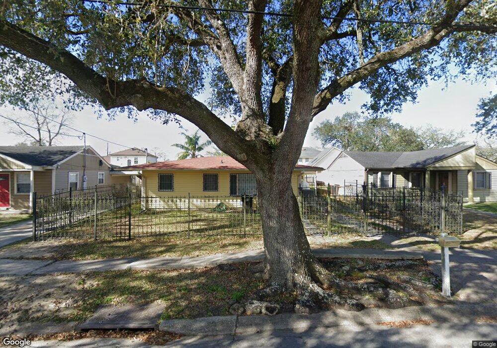 4864 Montegut Dr, New Orleans, LA 70126 - photo 1