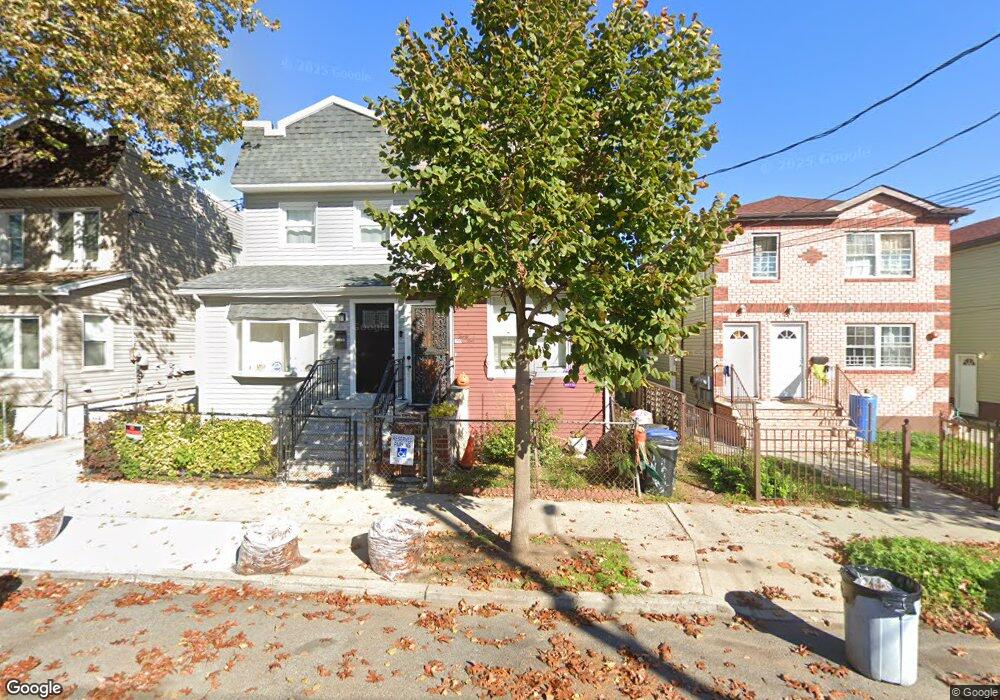11033 Union Hall St, Jamaica, NY 11433 - photo 1