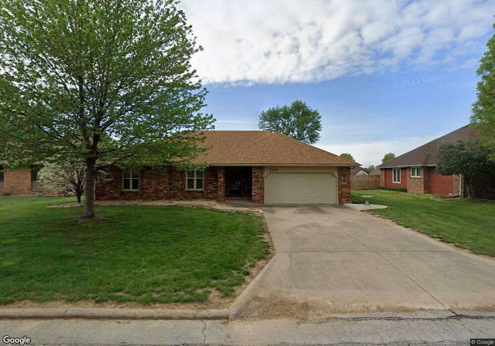 704 W Wasson Dr, Nixa, MO 65714 - photo 1