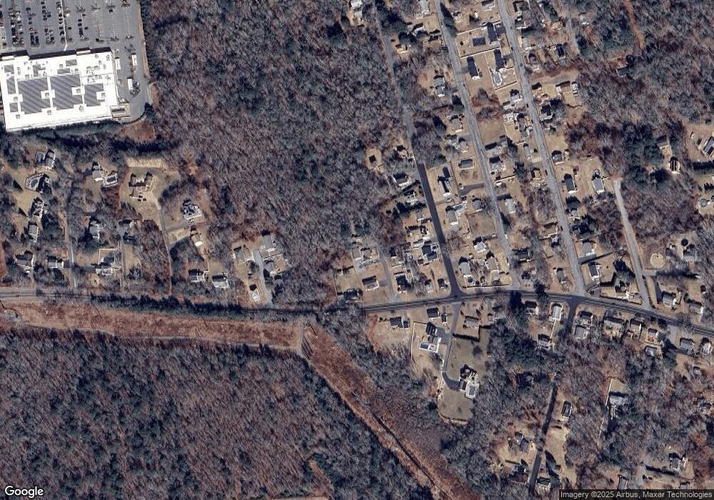 172 Old Westport Rd, North Dartmouth, MA 02747 - photo 1