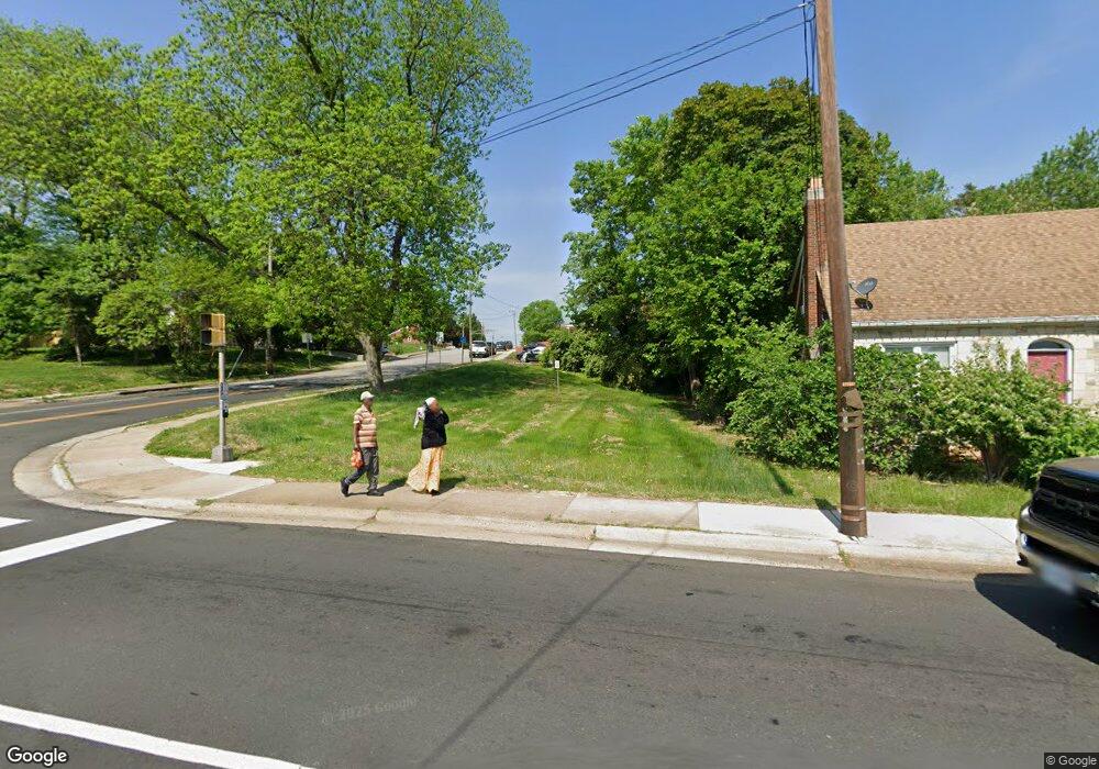 3100 Collard St unit B, Alexandria, VA 22306 - photo 1