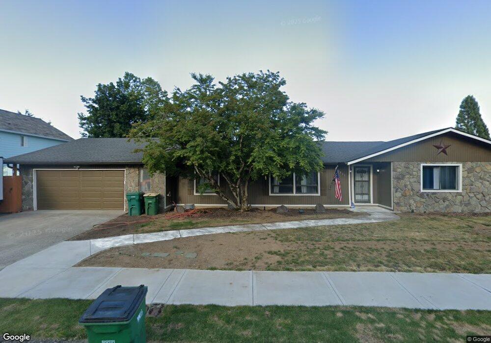 1852 SW Kings Byway, Troutdale, OR 97060 - photo 1