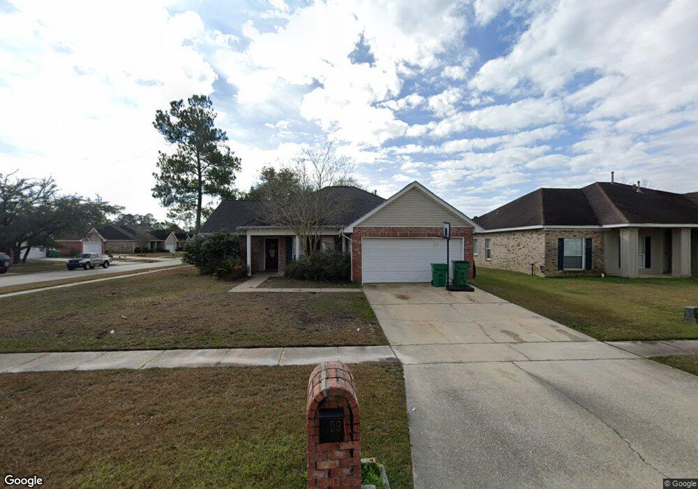 1109 Deborah Dr, Slidell, LA 70461 - photo 1