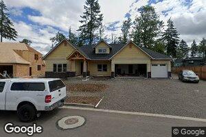 1822 John Day Dr, Eugene, OR 97408