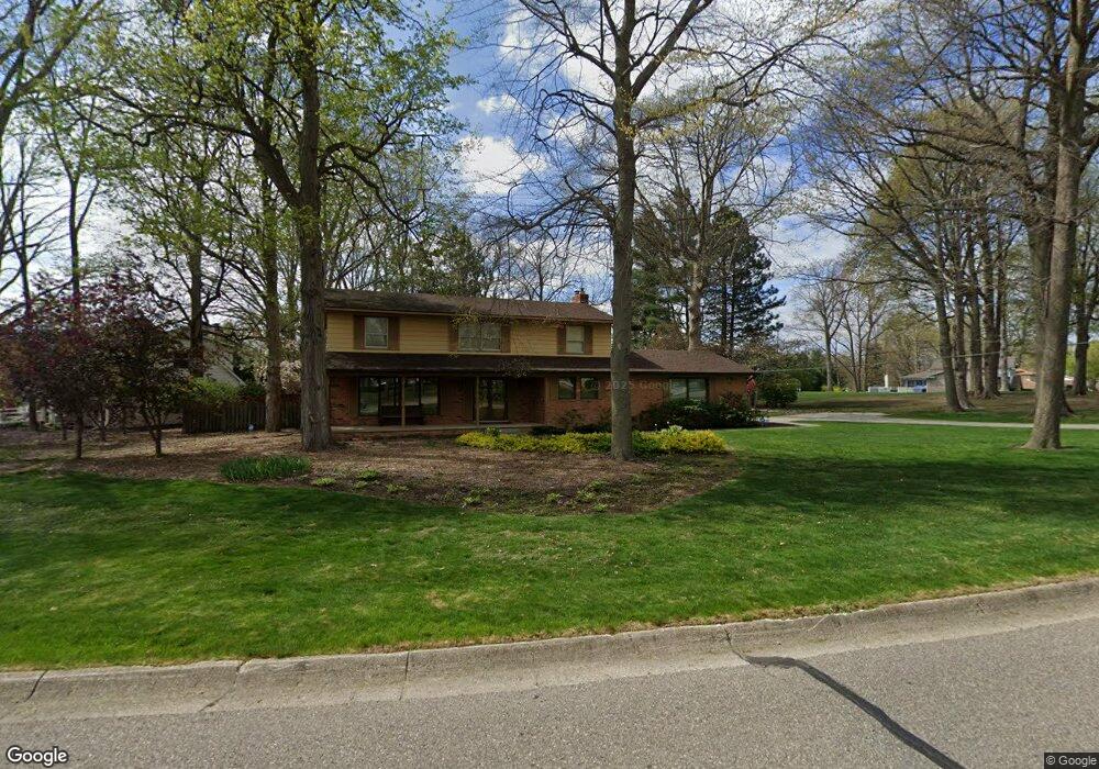 1314 Kennebec Rd, Grand Blanc, MI 48439 - photo 1