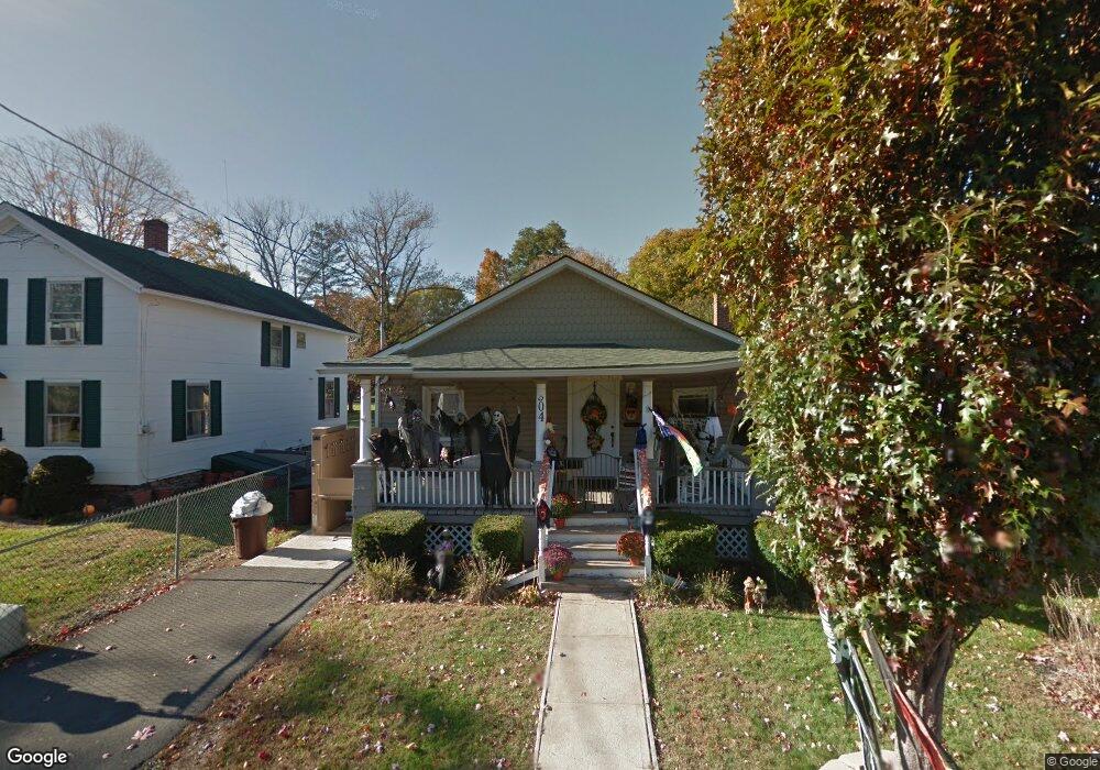 304 7th St, Milford, PA 18337 - photo 1