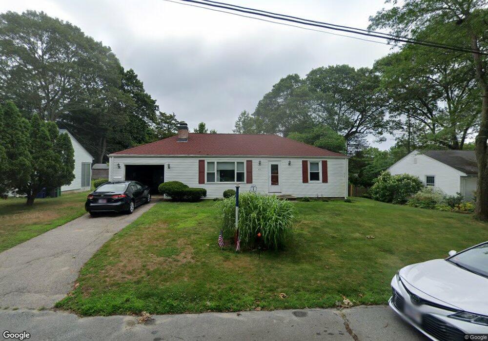 64 Scarsdale Rd, Warwick, RI 02886 - photo 1