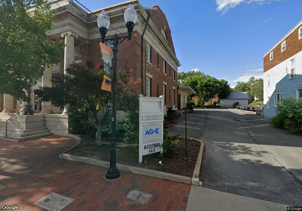 40 W Piccadilly St, Winchester, VA 22601 - photo 1