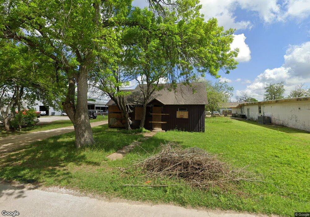 2112 Cypress Ave, Bay City, TX 77414 - photo 1