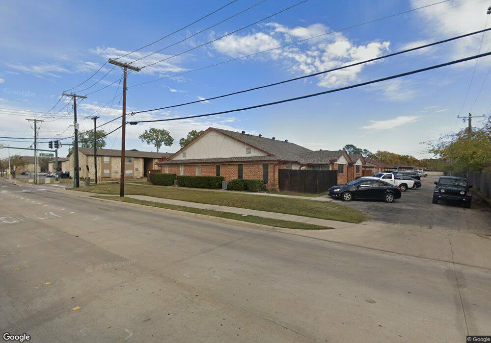 704 E Pecan St, Hurst, TX 76053 - photo 1