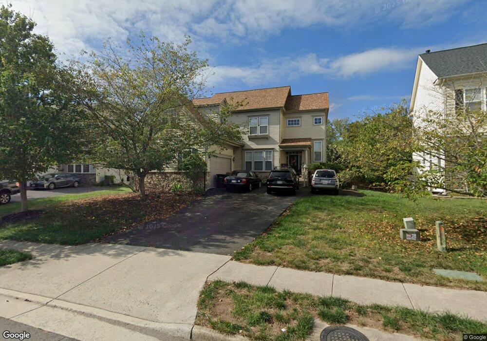 9266 Falling Water Dr, Bristow, VA 20136 - photo 1