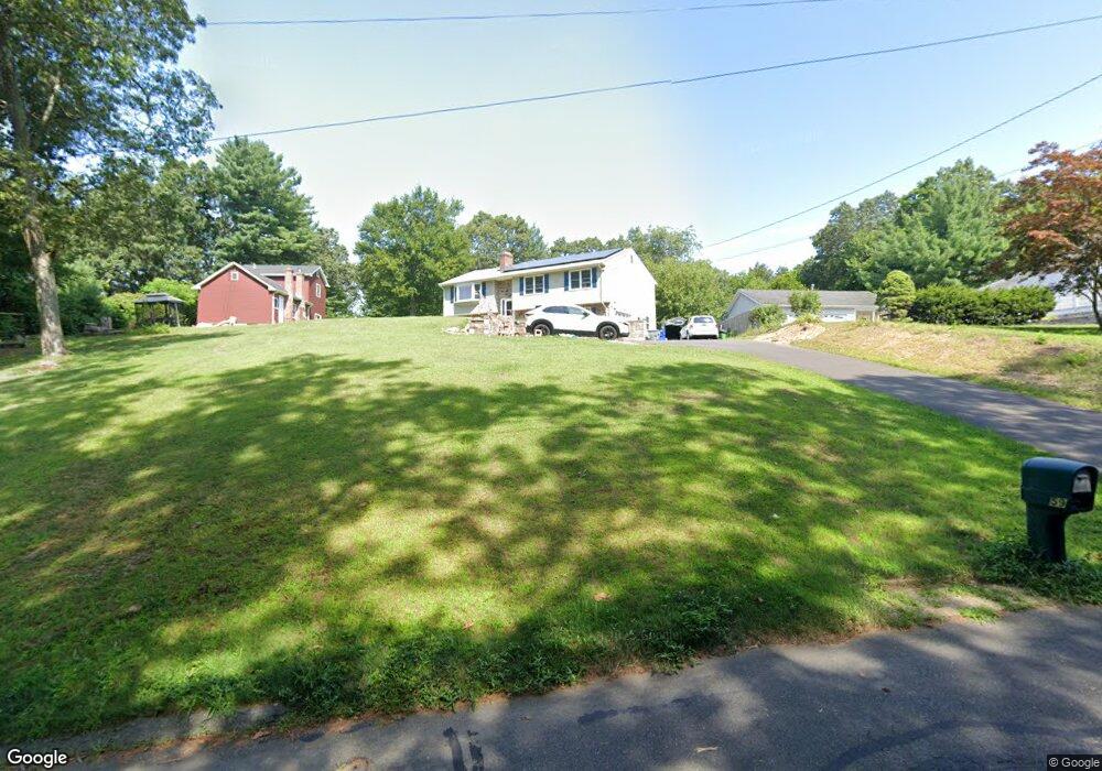 59 W Shore Dr, Enfield, CT 06082 - photo 1