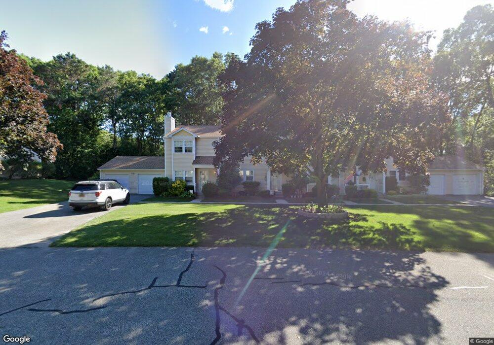 3 Paine Commons, Yaphank, NY 11980 - photo 1