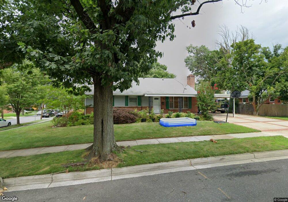 8504 Oglethorpe St, New Carrollton, MD 20784 - photo 1