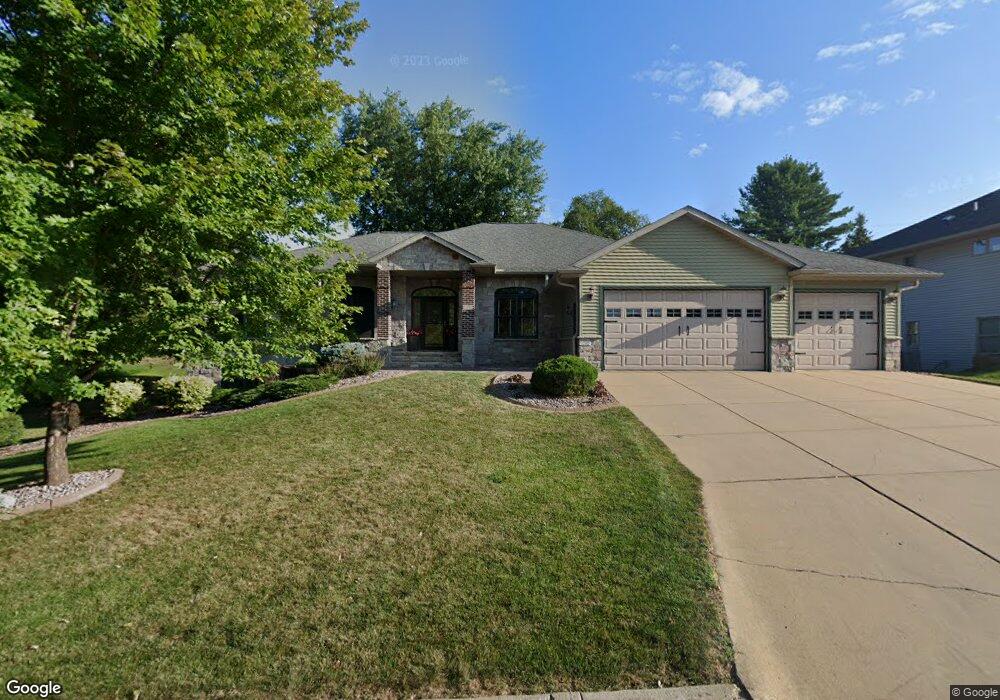 1352 Summit Dr, Winona, MN 55987 - photo 1