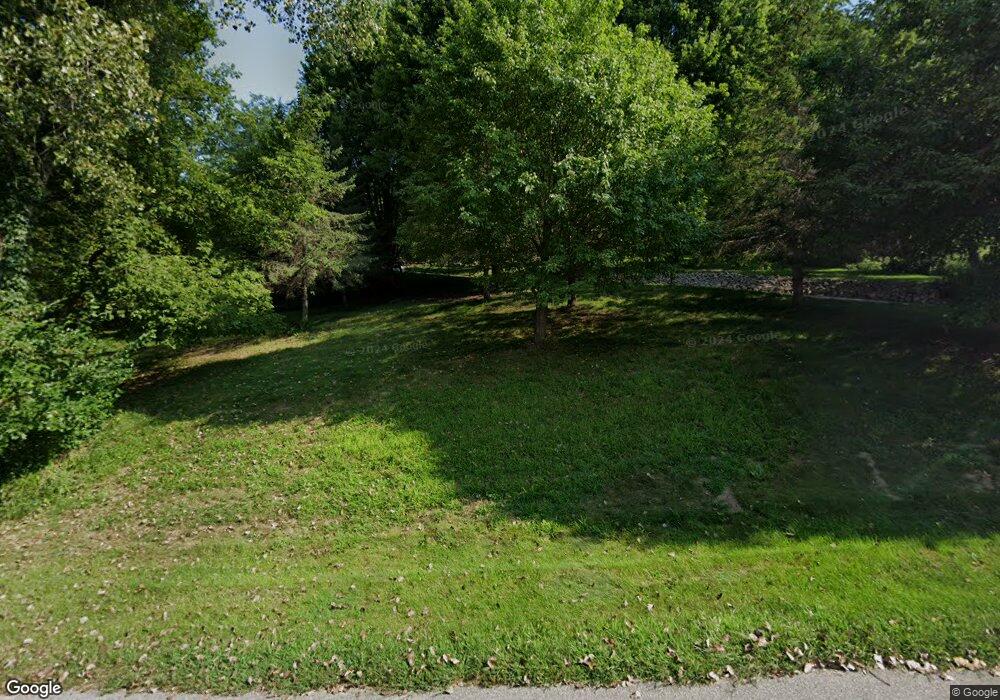 2012 Clinton Dr, Winona, MN 55987 - photo 1