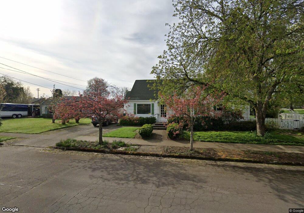 1240 10th Ave SW, Albany, OR 97321 - photo 1