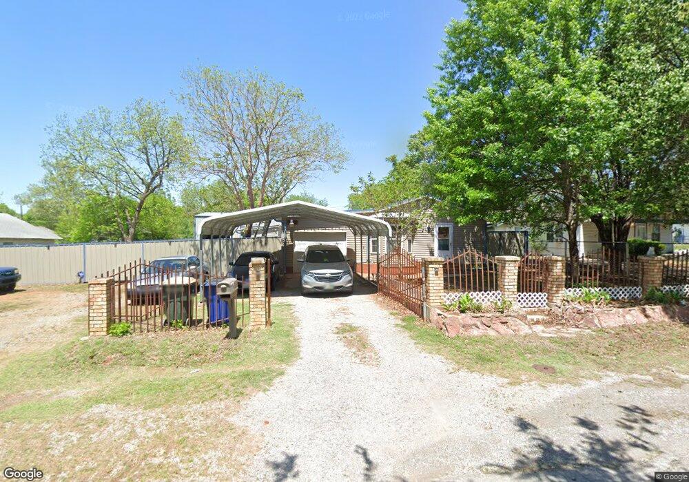 203 W Pine Ave, Duncan, OK 73533 - photo 1