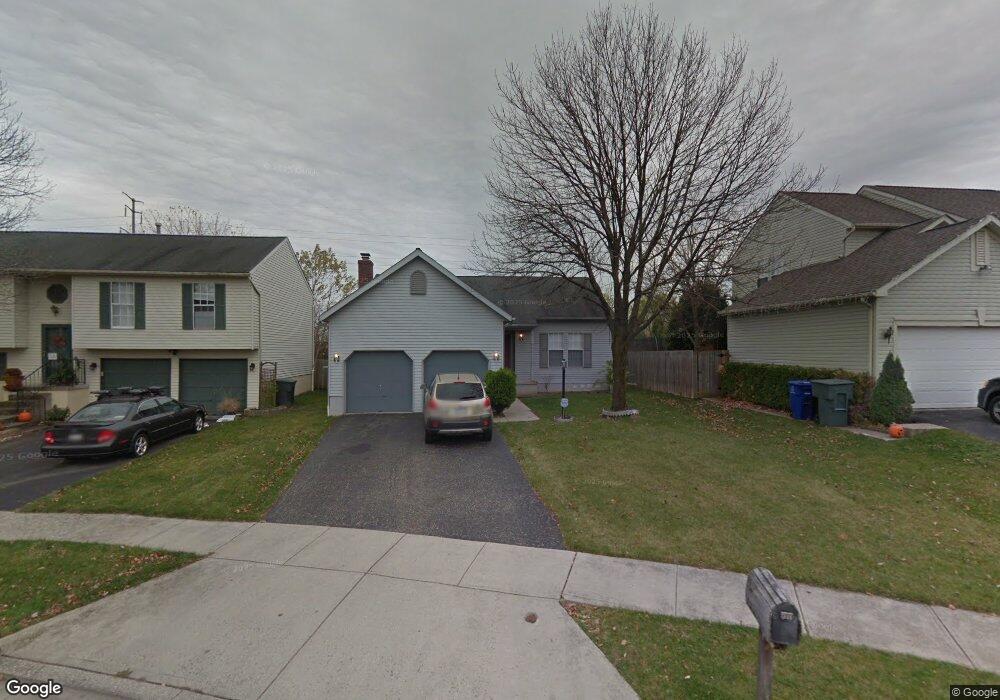 5193 Moonmist Ct, Columbus, OH 43228 - photo 1