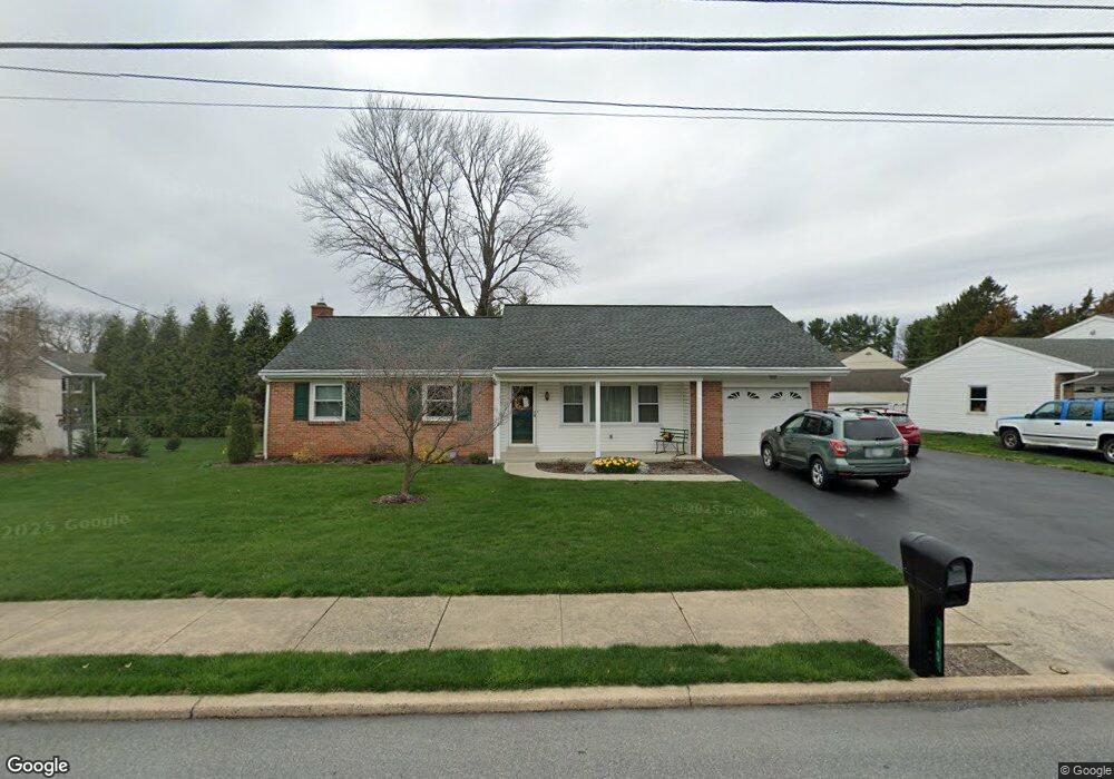 140 Lancaster Ave, Denver, PA 17517 - photo 1